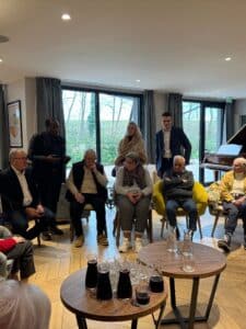 Nahoma-residence-service-seniors-Nevers-rencontre-avec-le-maire-2